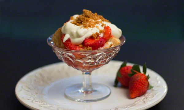 Strawberry Cheesecake Trifle: a deconstructed strawberry cheesecake, in the form of a trifle. This springtime dessert is made with toasted angel food cake, cream cheese whipped cream, fresh strawberries and topped with graham cracker crumble. 
