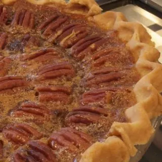 How To Make Old-Fashioned Pecan Pie