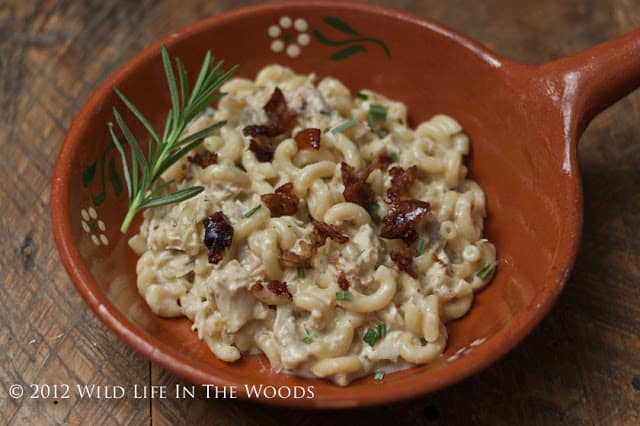 Goat Cheese Macaroni & Cheese with Roasted Chicken and Roasted Garlic