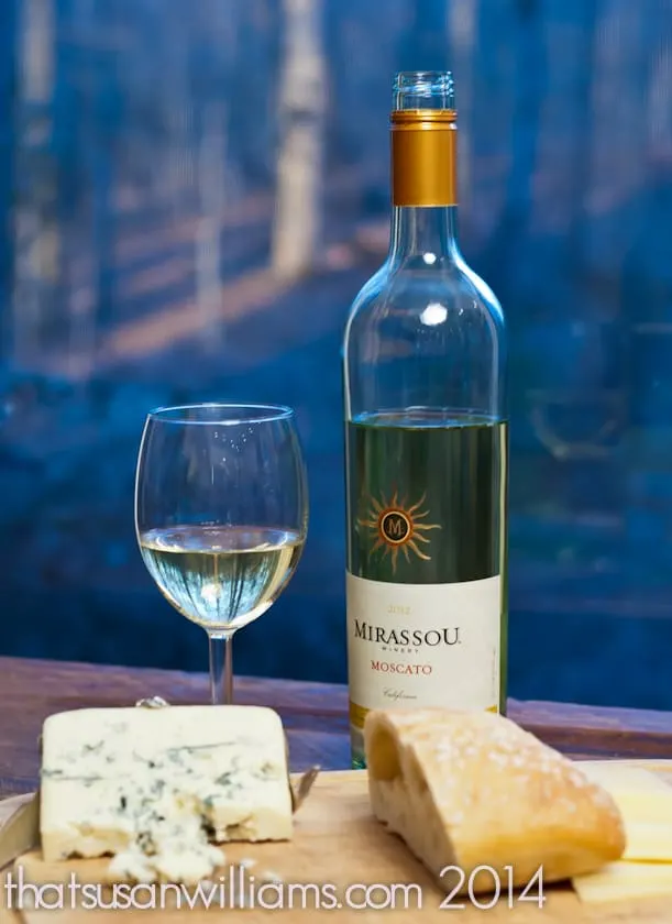 Mirassou Moscato with Blue Cheese