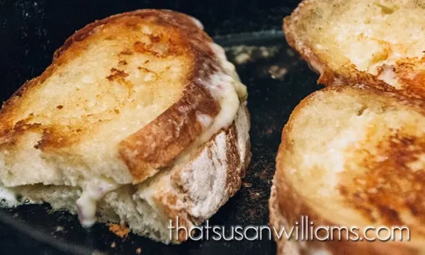 Permalink to: Grown-Up Grilled Cheese Sandwiches with Apple Butter