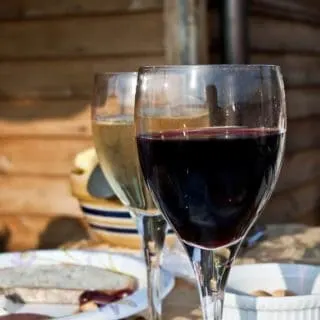 Taste delicious artisanal wines and learn the stories of the wineries and winemakers behind them, not to mention finding your own 