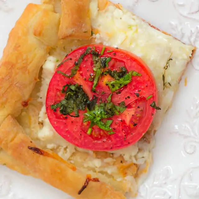 Easy Herbed Tomato Tart