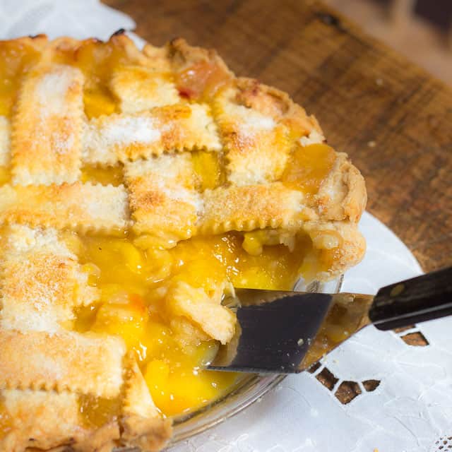 The Recipe for How to Make Fabulous Fresh Peach Pie: easy, and a classic summer dessert.