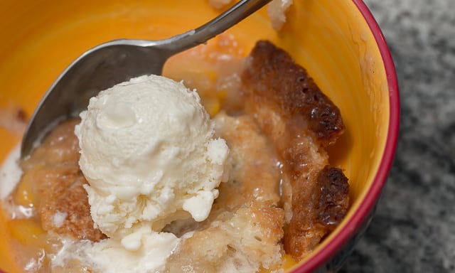 Easier Than Pie Homemade Peach Cobbler Recipe