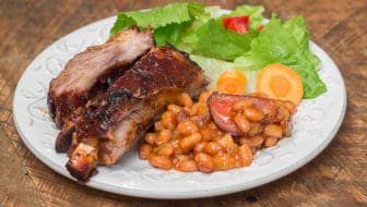 How to Grill Great Ribs with an Easy Homemade Barbecue Sauce Recipe