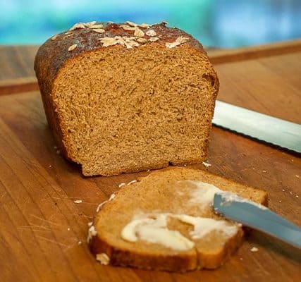How to Make Homemade Whole Wheat Bread: the Recipe