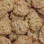 Permalink to: Crispy Chewy Oatmeal Walnut Cookies Crispy Chewy Oatmeal Walnut Cookies #backtoschool #cookies #oatmeal #crispy #chewy #walnut #Bosch