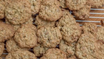 Crispy Chewy Oatmeal Walnut Cookies