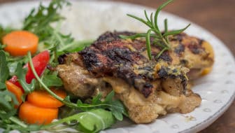 Five Ingredient Meyer Lemon Grilled Chicken is a delicious and easy weeknight meal. #chicken #grilledchicken #easy #weeknightmeal