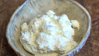 How to Make Homemade Ricotta Cheese with a Sous Vide #ricotta #sousvide #easy #homemade