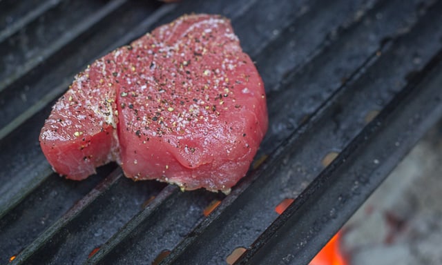 Super Simple Grilled Tuna with Avocado, Soy, Ginger, and Cilantro