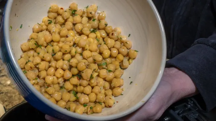 Crispy Chickpeas with Thyme and Garlic