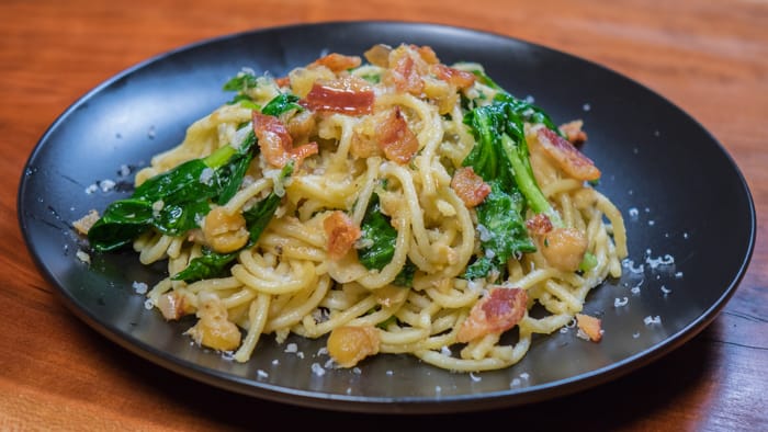 Chickpea Pasta with Spinach and Bacon