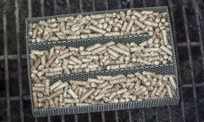 Smoke Maze, filled with hickory wood pellets, that will slowly burn throughout the entire smoking process.