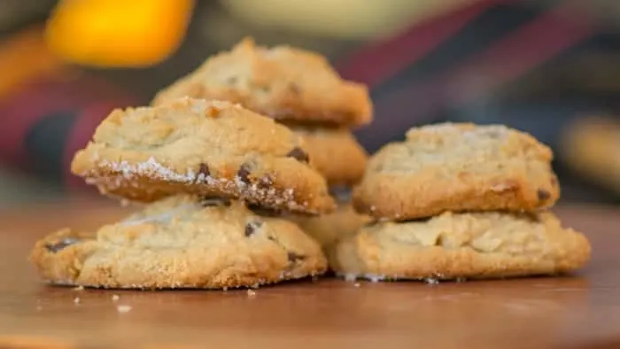 Salty-Sweet Peanut Butter Chocolate Chip Shortbread Cookies